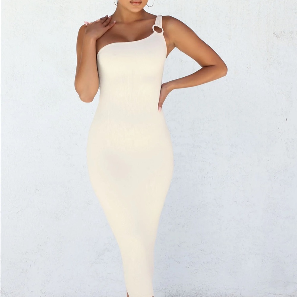 Fashionnova dress
